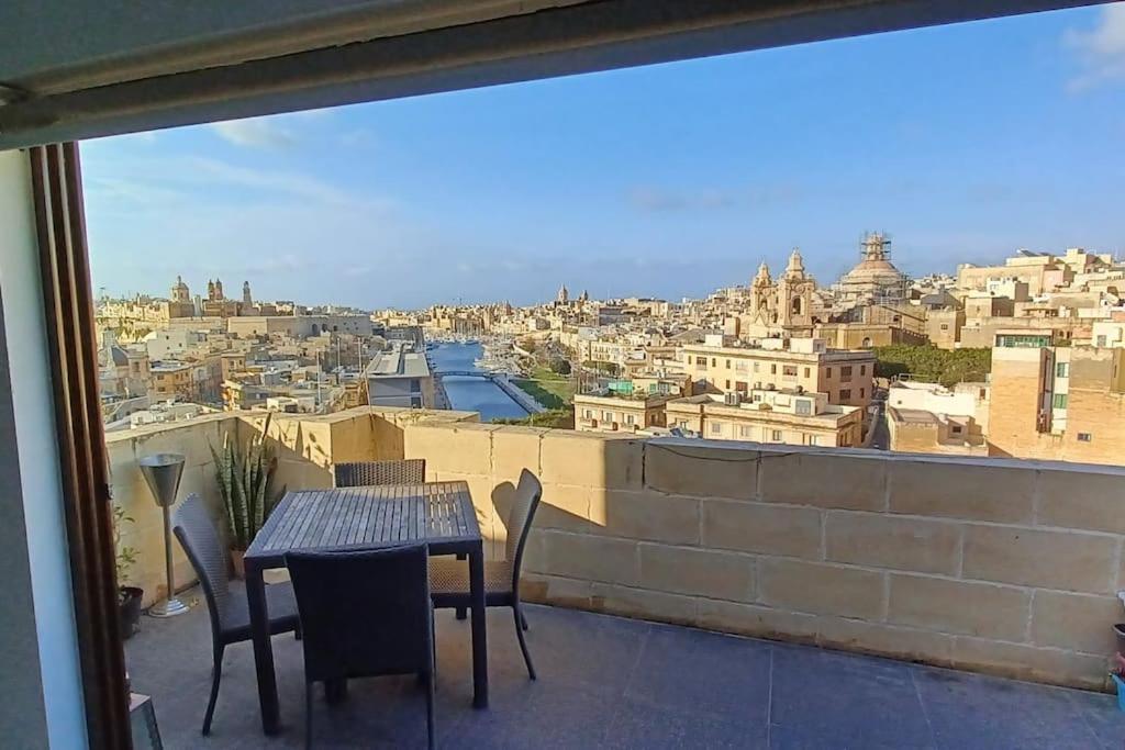 Ferienwohnung The View Penthouse Cospicua Exterior foto