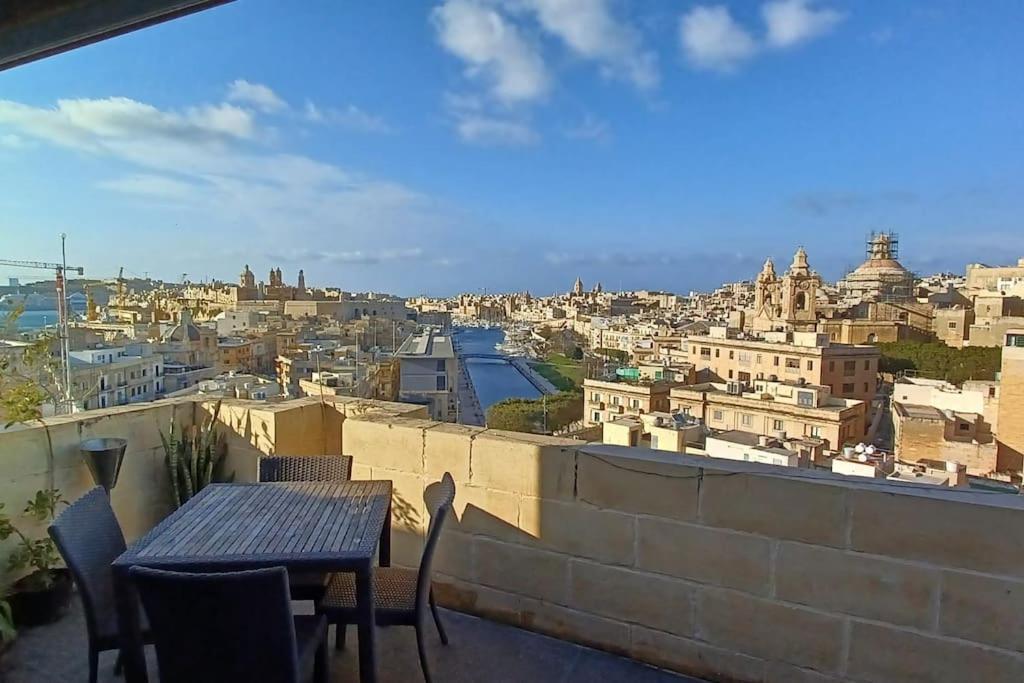 Ferienwohnung The View Penthouse Cospicua Exterior foto